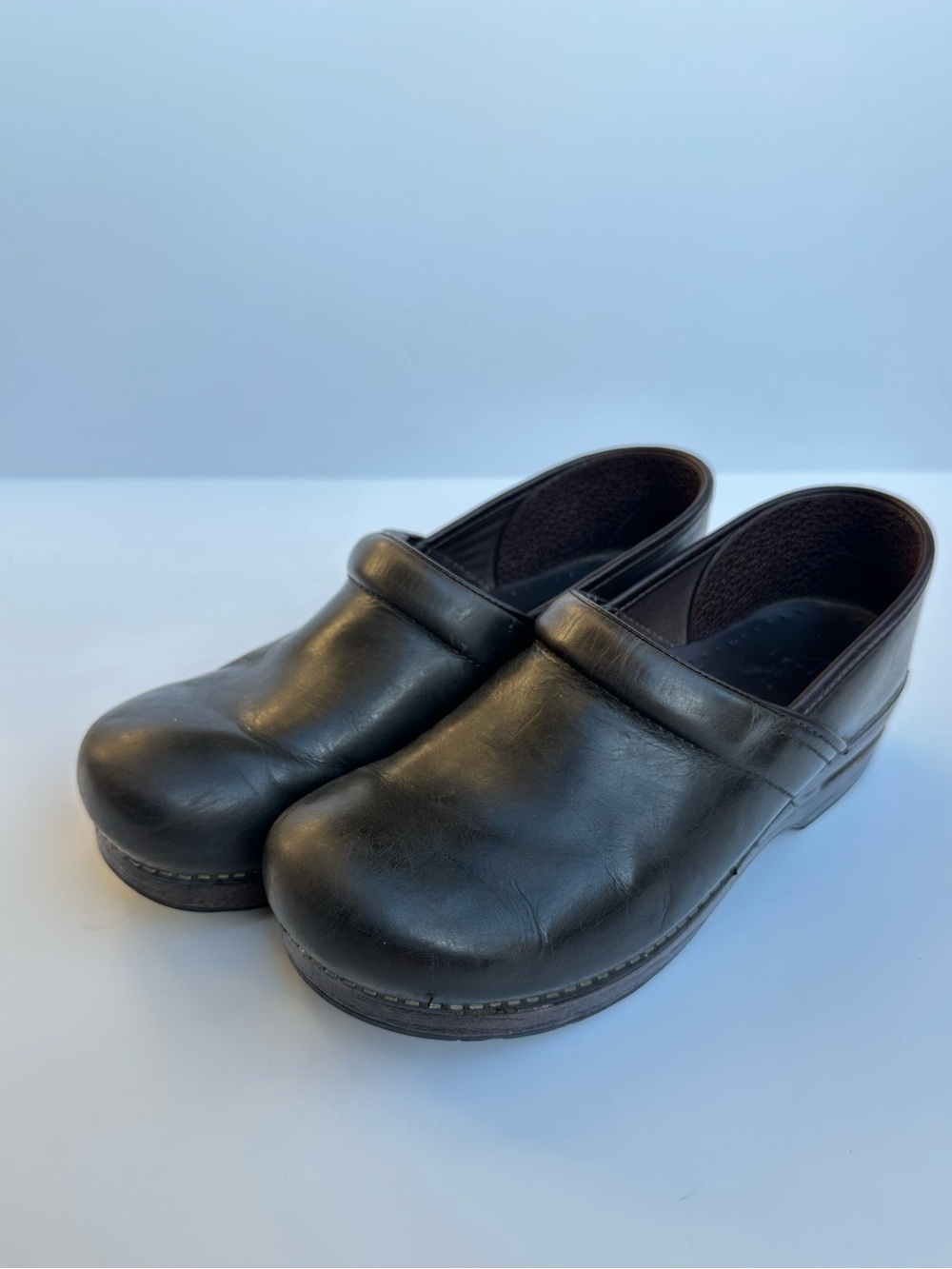 Dansko Clogs Women's EUR 41 Brown